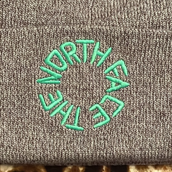 Brand New The North Face Dockworker Recycled Beanie Gray Knit Hat Embroidered - Picture 3 of 15